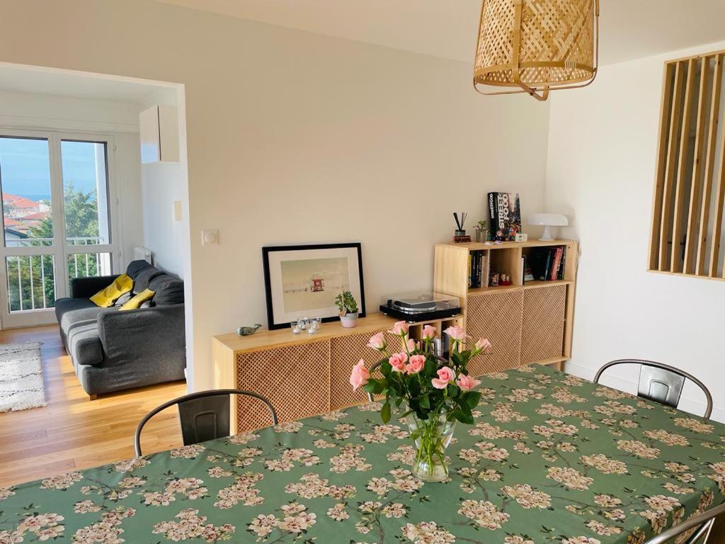 3 Chambres, Tres Lumineux, Plages Et Centre A Pied Biarritz